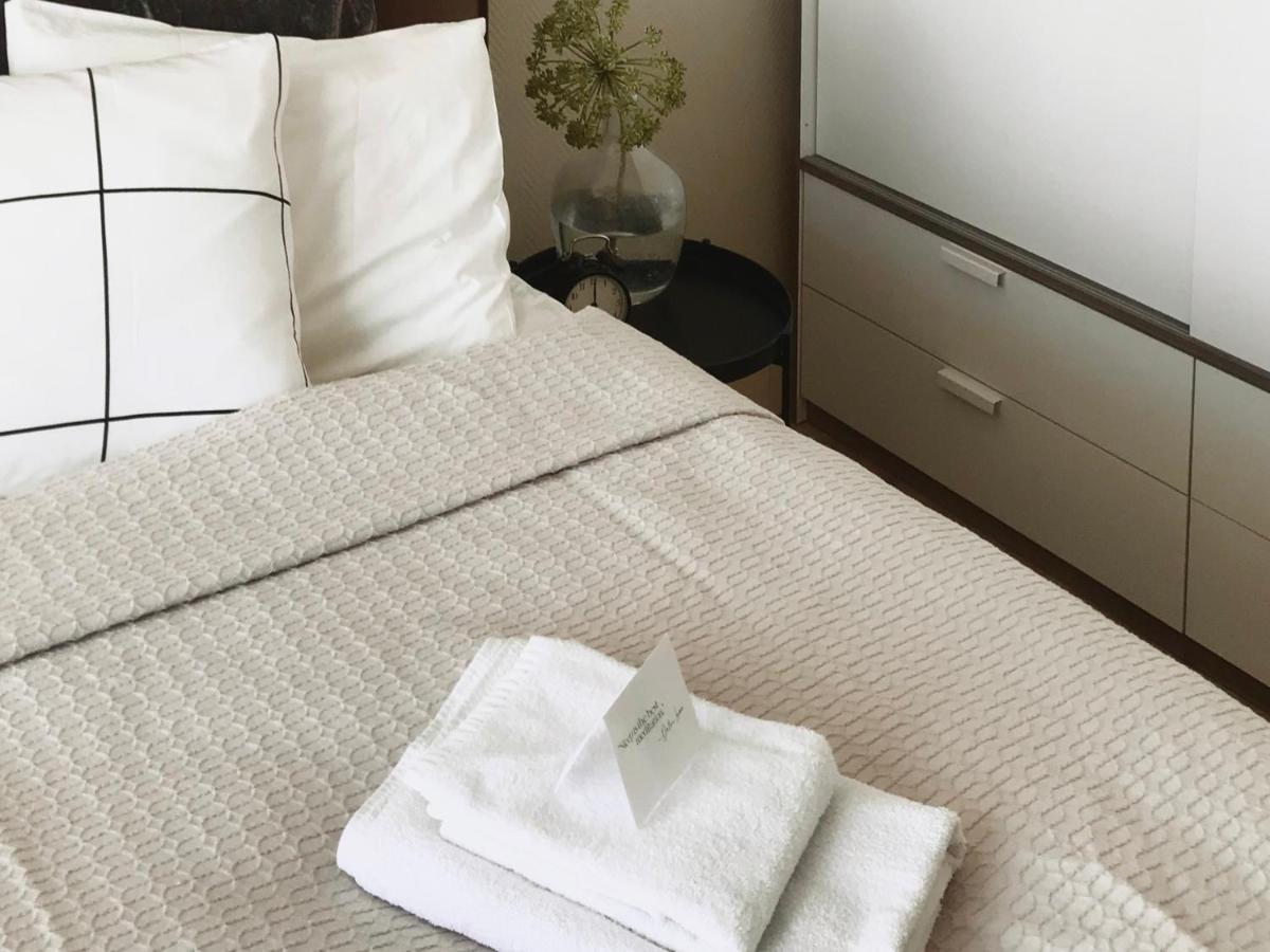 Central Point By Zoom Apartments Bratislava Bagian luar foto