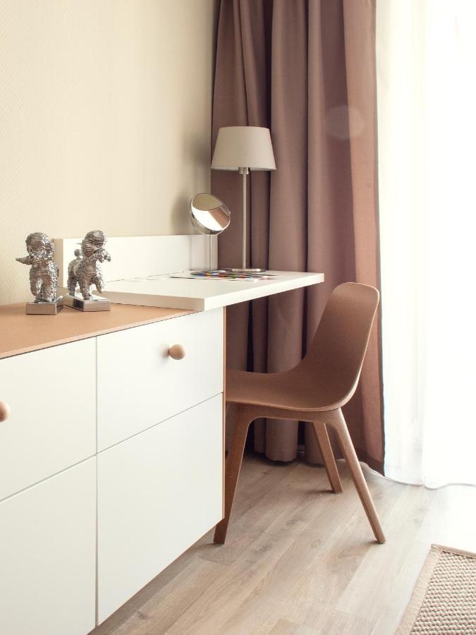 Central Point By Zoom Apartments Bratislava Bagian luar foto